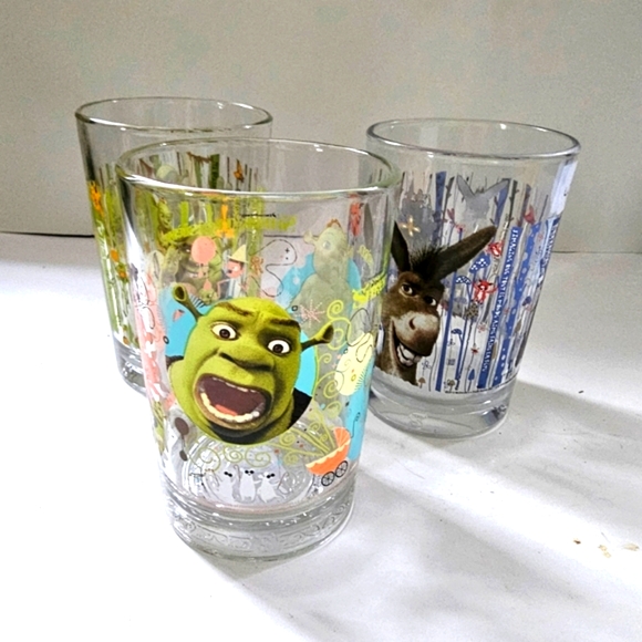 Shrek Other - Shrek the third collector glasses drinking glasses 5inch Three juice gla…